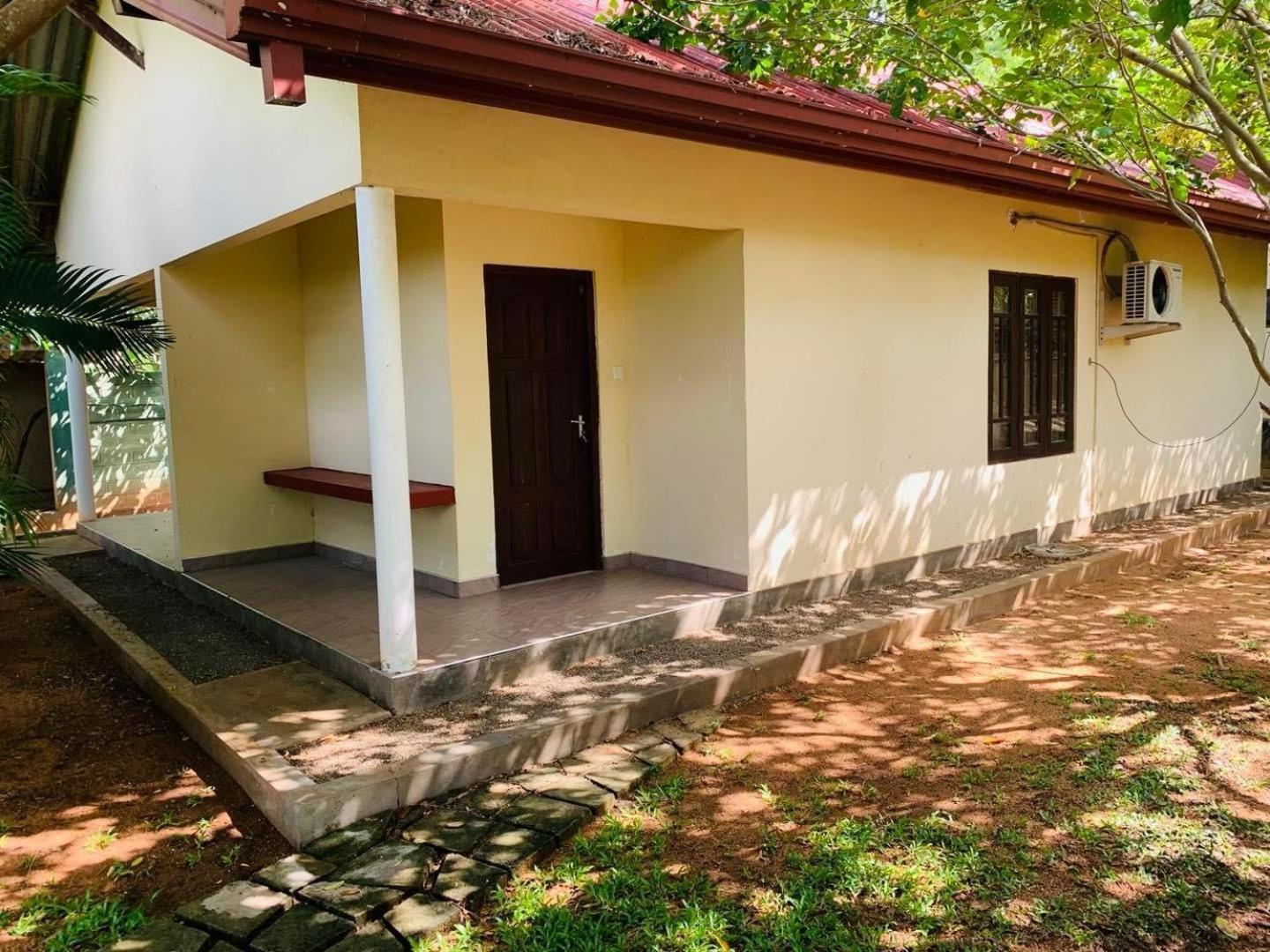 Hotel Tree Garden Wilpaththu Nochchiyagma Anuradhapura Nochchiyagama エクステリア 写真