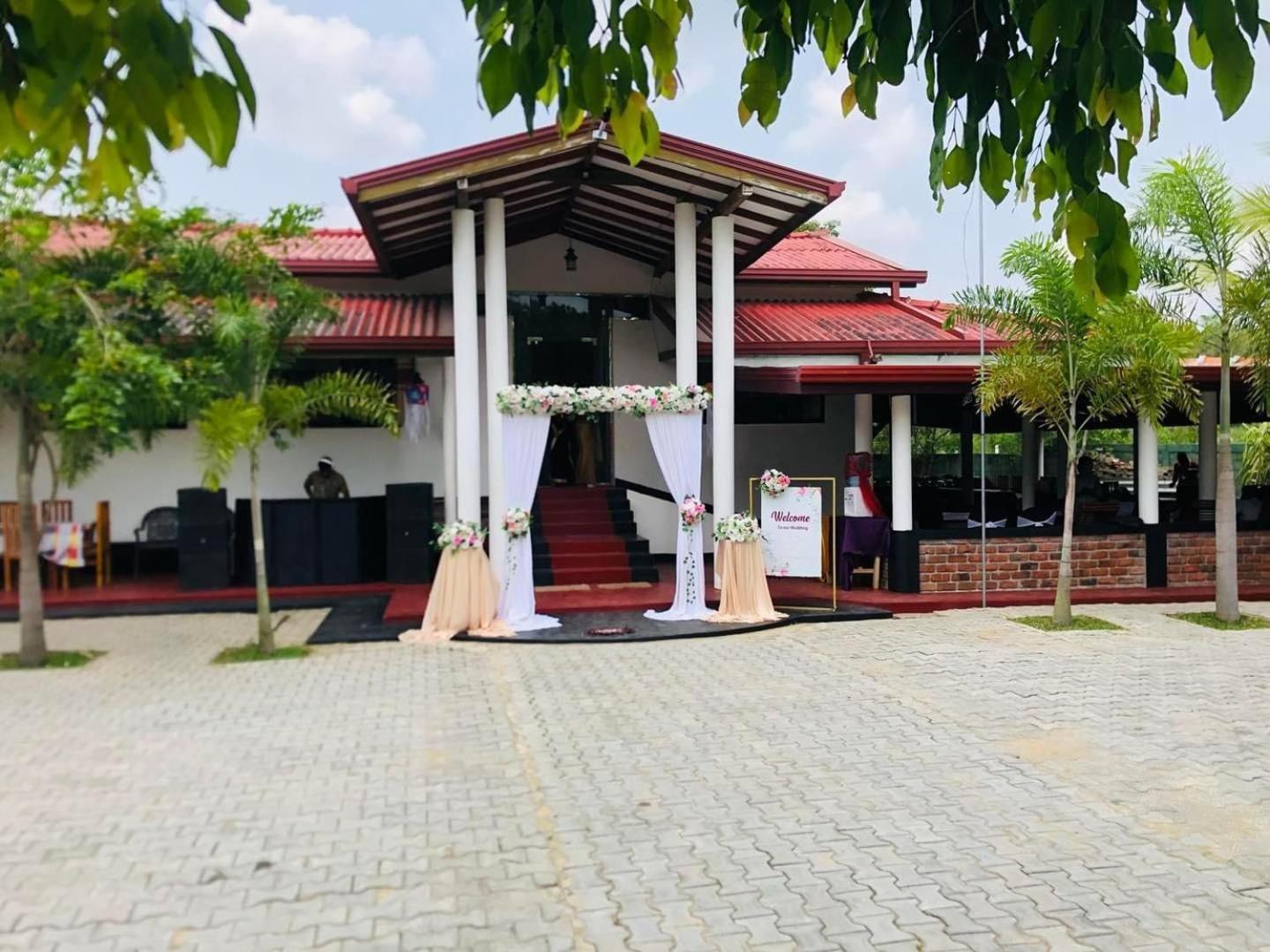 Hotel Tree Garden Wilpaththu Nochchiyagma Anuradhapura Nochchiyagama エクステリア 写真